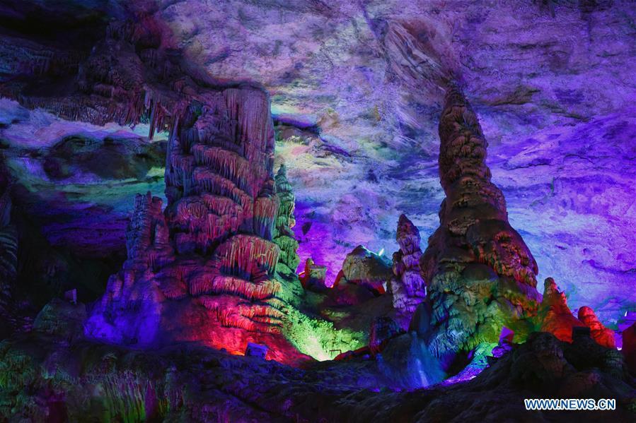 Photo taken on May 13, 2019 shows the inside view of Wanxiang karst cave in Hanwang Township of Longnan City, northwest China\'s Gansu Province. (Xinhua/Tu Guoxi)