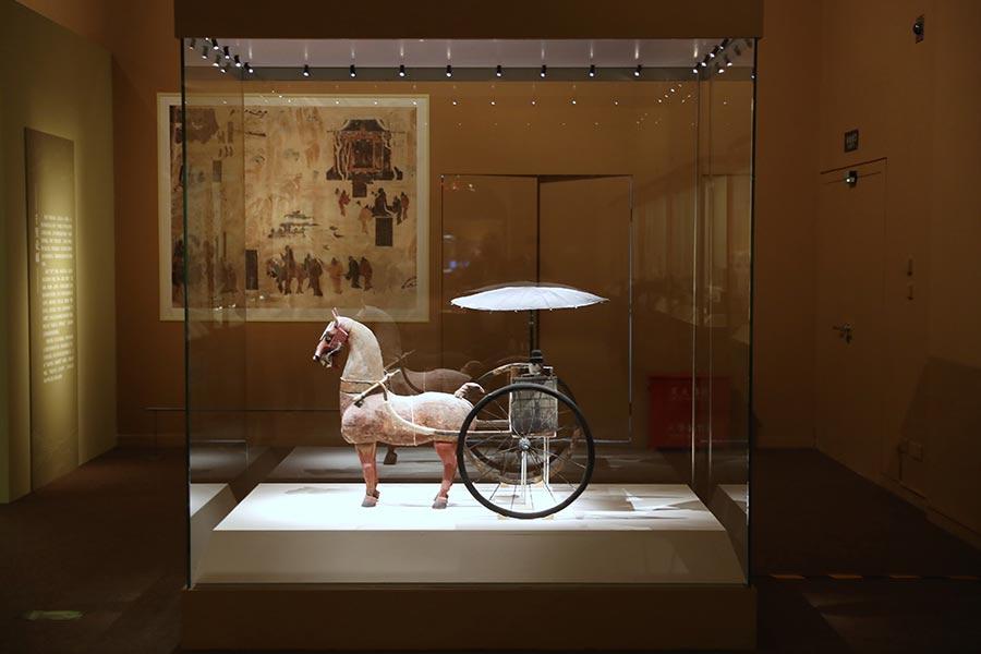 Gateway to the Silk Road is an exhibition of artifacts that offers visitors a glimpse into the variety ethnic cultures and of archaeological discoveries made in Gansu Province, in Northwest China. (Photo/China Daily)