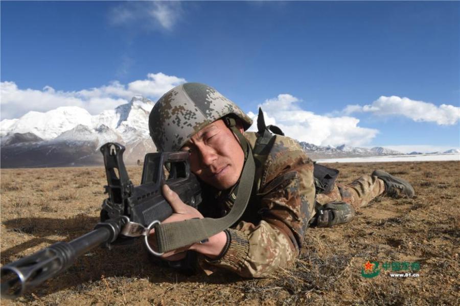 <?php echo strip_tags(addslashes(An artillery brigade of the PLA Tibet Military Command undergoes a live-fire drill in an area 4,600 meters above sea level. (Photo/81.cn))) ?>