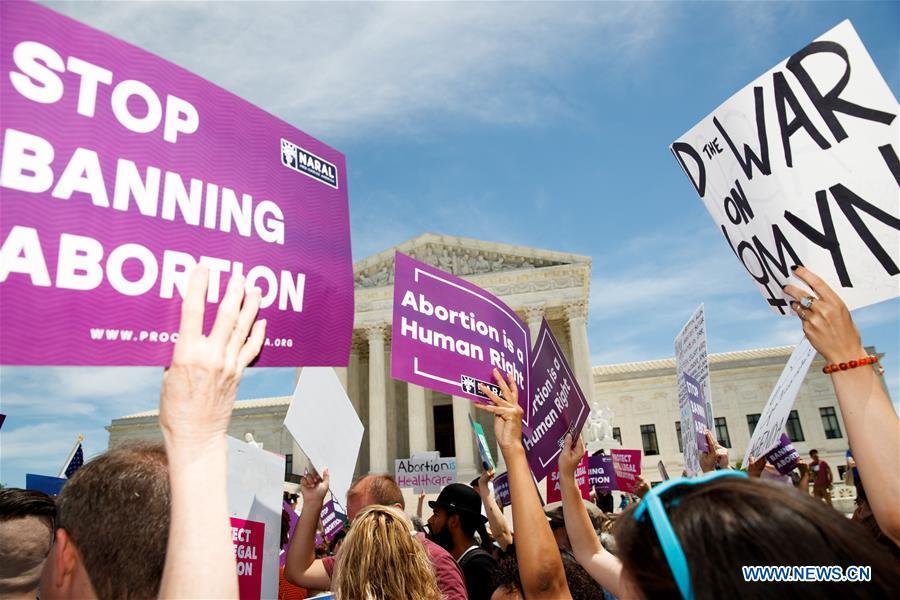 People protest during a rally calling for abortion rights outside the U.S. Supreme Court in Washington D.C., the United States, on May 21, 2019. Alabama enacted a new law recently to ban all abortions, except in the cases in which the mother\'s life is in danger. It is the latest state to join the camp to make abortions illegal from the time as early as of detected fetal heartbeat, around six weeks of gestation. (Xinhua/Ting Shen)