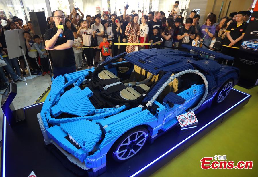 A Bugatti sports car made of 238,762 pieces of Lego blocks makes debut at Nanjing, Jiangsu Province, May 25, 2019. (Photo/China News Service)