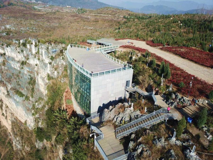 <?php echo strip_tags(addslashes(The Limestone Galleay perches on the side of the cliff, overlooking the incredible scenery of the valley.  (Photo by Liu Chaofu/for chinadaily.com.cn))) ?>