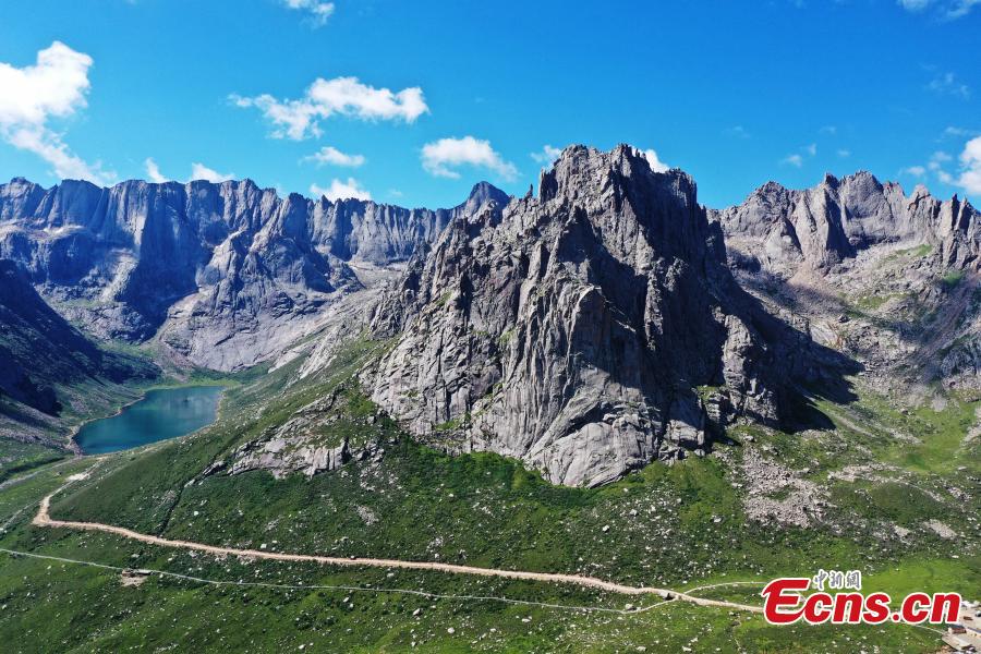 Scenery Of Lian Bao Ye Ze In SW China s Sichuan