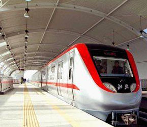 China is planning to build 96 rail transit lines with a total operating mileage of 2500 kilometers by 2015.