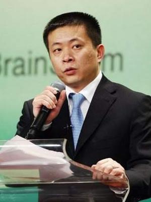 Charles Chao, chief executive officer of Sina, said the company is building advertising and payment systems for its weibo service to prepare for future monetization.