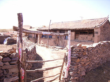 The poverty belt around Beijing and Tianjin has been a research topic for years, but the conditions there almost remain unchanged. 