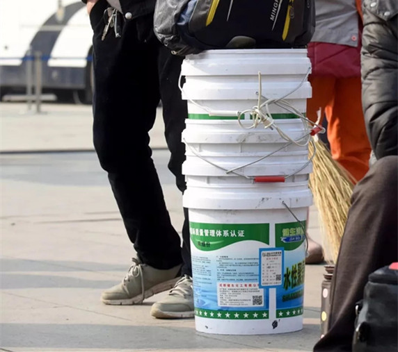 Plastic buckets better than luggage, say workers