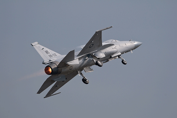 A FC-1 fighter with the Pakistan air force performs at the eighth Zhuhai Air Show in Guangdong province. Yang Guang / Xinhua