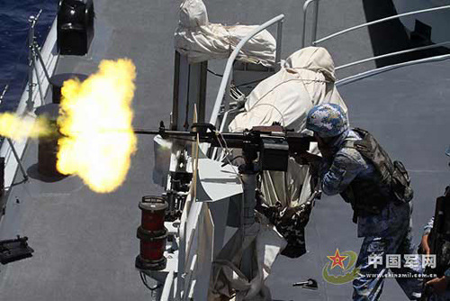 The 11th Chinese naval escort flotilla expels more than 70 suspected pirate boats. (China Military Online/Wang Hanzong)