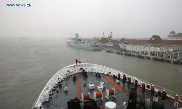 Chinese navy fleets arrive for the military exercise coded Peace and Friendship 2015 jointly held by China and Malaysia, in Pelaboham Kelang, Malaysia, Sept. 17, 2015. (Photo: Xinhua/Jiang Shan) 