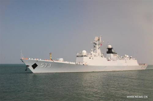 Chinese warship Liuzhou arrives at the Sihanoukville Autonomous Port, Cambodia, Feb. 22, 2016. Two Chinese guided-missile frigates docked at the port on Monday for a five-day goodwill visit to Cambodia.(Photo: Xinhua/Zhang Yanfang)