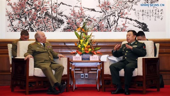 Fan Changlong (R), vice chairman of the Central Military Commission, meets with Cuban Minister of the Revolutionary Armed Forces Leopoldo Cintra Frias in Beijing, capital of China, March 28, 2017. (Xinhua/Liu Fang)