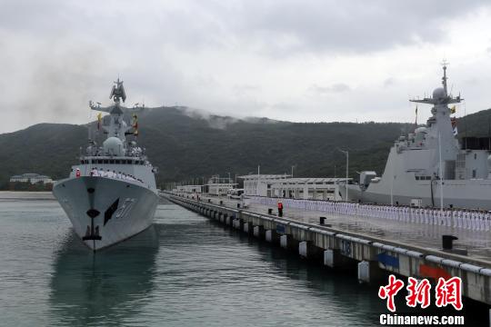 Chinese navy frigate Yuncheng leave the port for the drill.(Photo/China News Service)
