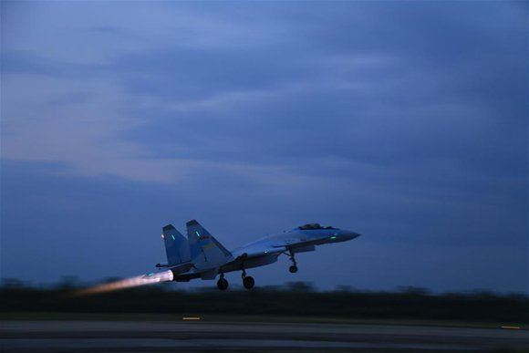 File photo shows a Su-35 fighter jet taking off. China has recently sent Su-35 fighter jets for a joint combat patrol mission in the South China Sea area, according to the People's Liberation Army (PLA) air force on Feb. 7, 2018. (Xinhua)