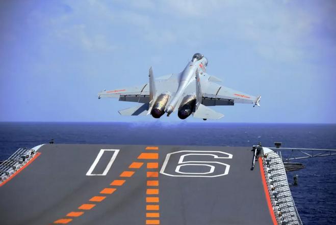 China's aircraft carrier formation conducts exercises in West Pacific