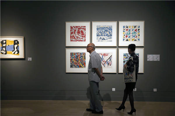 Yan Han's retrospective exhibition showcases his woodcut works in Beijing. (Jiang Dong / China Daily)