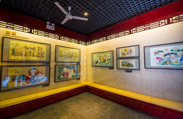 A snapshot of the pictures on display at the Yangliuqing New Year Painting Museum, on April 28, 2017. (Photo by Liu Jie/provided to chinadaily.com.cn)