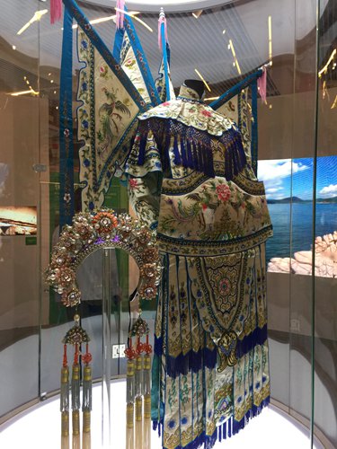 A traditional costume worn by Yue Opera singer Wu Junli (Photo: Xu Liuliu/GT)