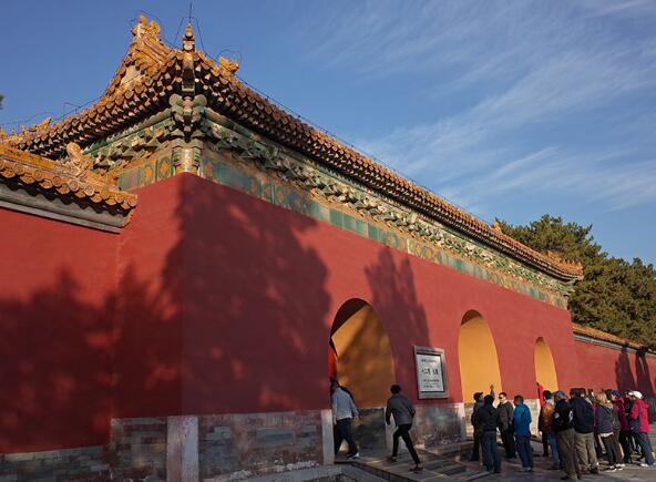 Tourists visit Changling, one of the three Ming Tombs currently open to the public, in November. (Photo/Provided to China Daily)