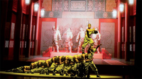 The Soul of Shaolin, a dramatic play with kung fu as its backdrop, is staged at the Four Seasons Centre for the Performing Arts on Wednesday in Toronto to celebrate the grand opening of the 2018 Canada-China Year of Tourism. (Photo: China Daily/Na Li)