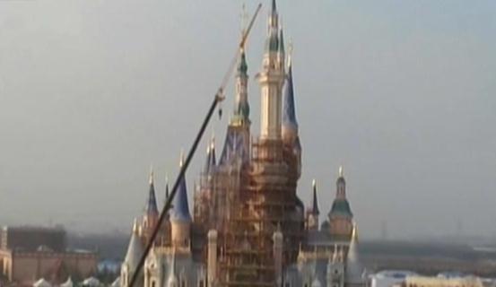 Various sectors benefit from Shanghai Disneyland opening