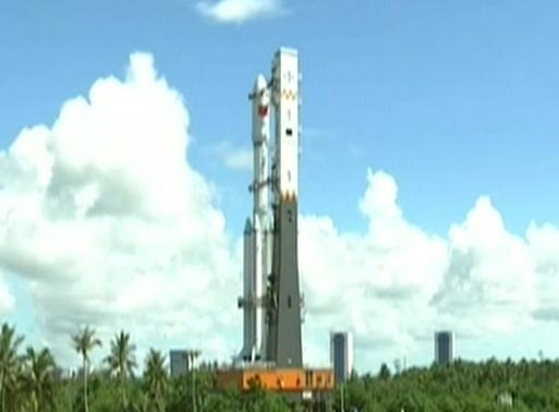 Long March 7 rocket nearly ready for maiden launch in Hainan