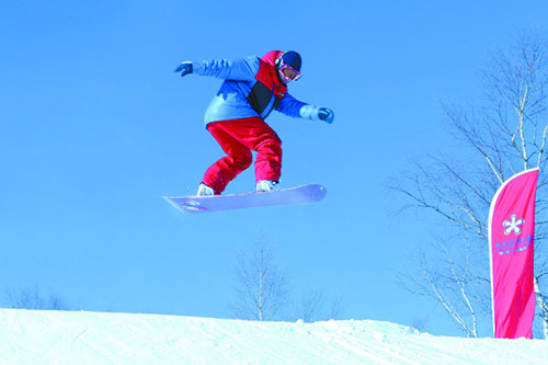 There are plenty of trails for both ardent and novice skiers, and jumps for snowboarders.