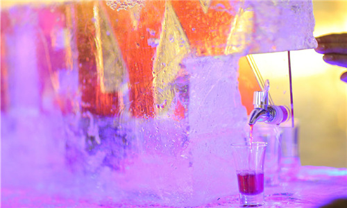 Outdoor CBD garden bar built with ice