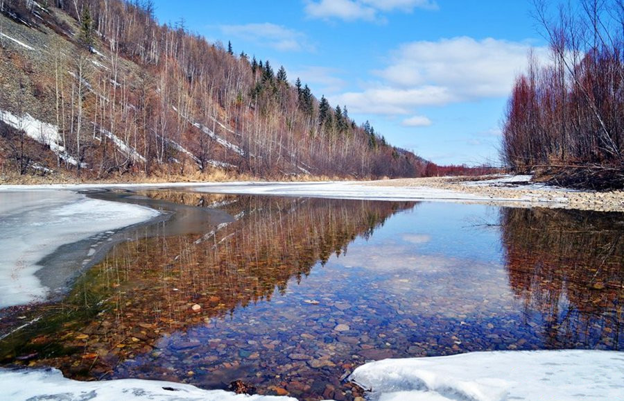 Coldest town in China embraces spring