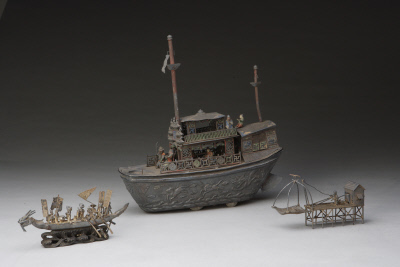 Silver ships kept at the Palace Museum. (Photo/dpm.org.cn)