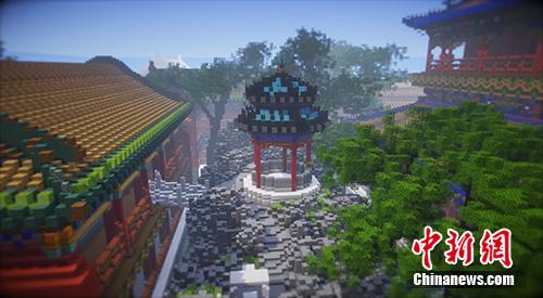 22-year-old Su Yijun and his team members completed a virtual wonder by setting over 100 million in-game blocks or recreate the Forbidden City in Minecraft, a popular video game that lets you build things out of virtual bricks. Everything in the Forbidden City is as authentic as possible, from the architecture to the furnishings. The virtual project had broken ground with the help of volunteers back in 2013, but when Su joined the group in 2014, they decided to start again from scratch. Su eventually became the projects chief organizer, researching traditional Chinese architecture. Su said he was impressed by the grandness of the Forbidden City since childhood. The massive project is painstaking and time-consuming, but all members worked on it voluntarily. (Photo provided by Su)