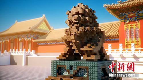 22-year-old Su Yijun and his team members completed a virtual wonder by setting over 100 million in-game blocks or recreate the Forbidden City in Minecraft, a popular video game that lets you build things out of virtual bricks. Everything in the Forbidden City is as authentic as possible, from the architecture to the furnishings. The virtual project had broken ground with the help of volunteers back in 2013, but when Su joined the group in 2014, they decided to start again from scratch. Su eventually became the projects chief organizer, researching traditional Chinese architecture. Su said he was impressed by the grandness of the Forbidden City since childhood. The massive project is painstaking and time-consuming, but all members worked on it voluntarily. (Photo provided by Su)