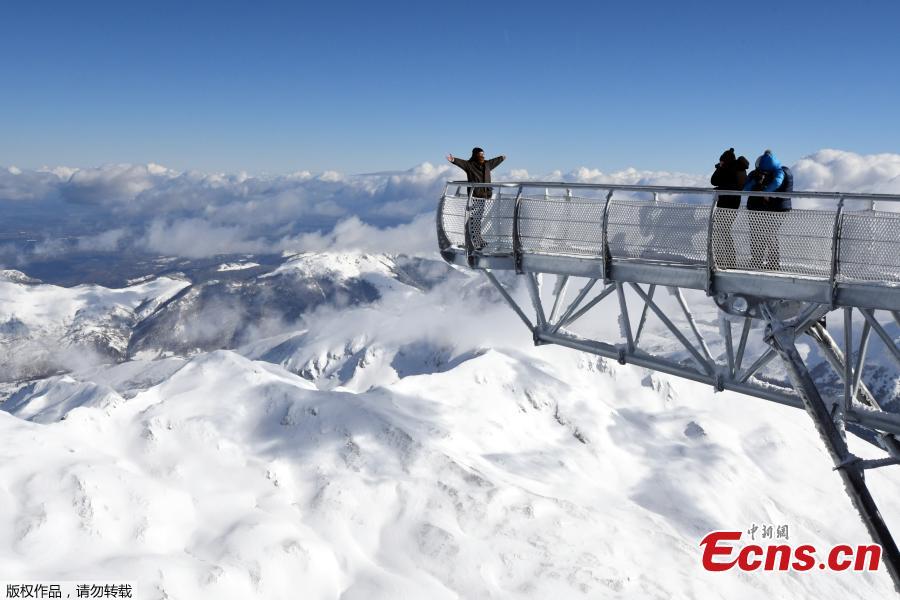 Observatory platform opens on France's tallest mountain