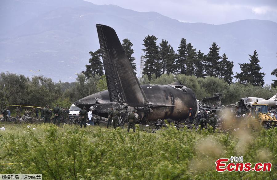257 killed in Algerian military plane crash 
