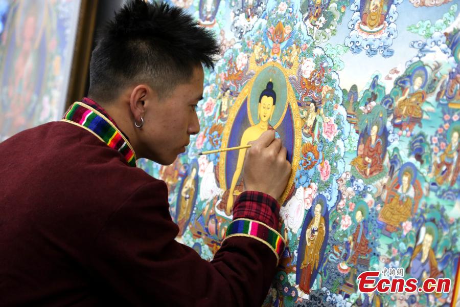 Exhibition gives visitors a glimpse of thangka painting
