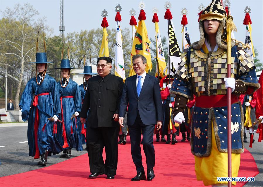 S Korean president arrives in Panmunjom for inter-Korean summit
