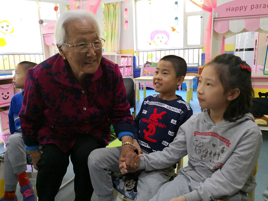 Jilin business owner donates all her income to public