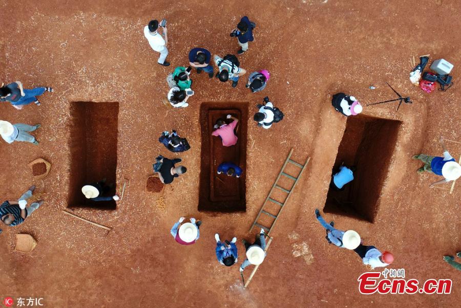 Over 400 relics found in 86 ancient tombs in Hunan