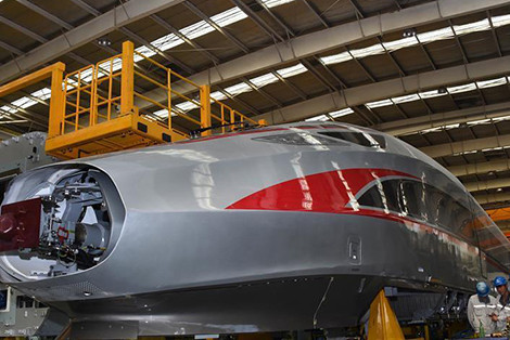 New model of Fuxing bullet trains under final static vehicle testing in Qingdao