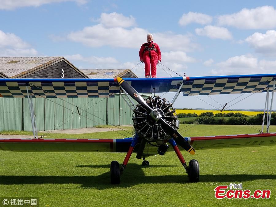 Norma Howard, 91, becomes 'oldest UK woman to wing-walk'