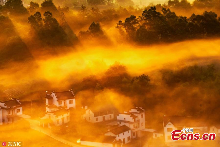 Spectacular scene at sacred mountain of Taoism in Anhui