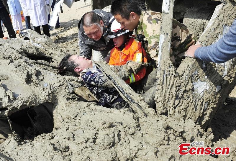 Woman driver, buried in wet cement, survives (3/3) Headlines