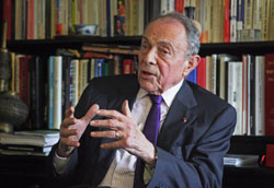 Michel Rocard, former French prime minster, says China could contribute substantially to the improvement of world governance. [For China Daily]