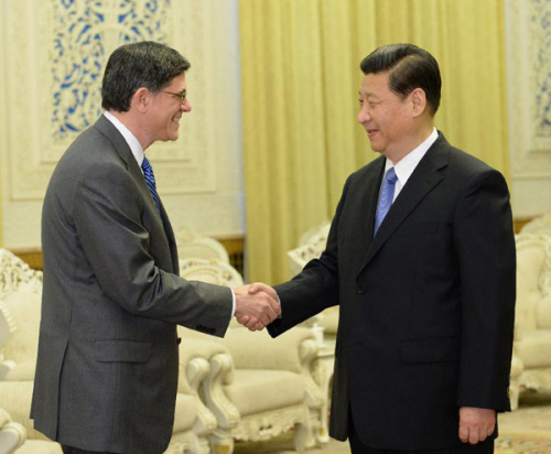 Chinese President Xi Jinping (R) meets with U.S. Treasury Secretary Jacob Lew in Beijing, capital of China, March 19, 2013. (Xinhua/Ma Zhancheng)