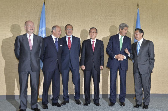 (L to R) British Foreign Secretary William Hague, French Foreign Minister Laurent Fabius, Russian Foreign Minister Sergei Lavrov, UN Secretary-General Ban Ki-moon, U.S. Secretary of State John Kerry and Chinese Foreign Minister Wang Yi pose for photographers before a P5 Plus One luncheon during the 68th United Nations General Assembly at the UN headquarters in New York, Sept. 25, 2013. (Xinhua/Jun Zhang)