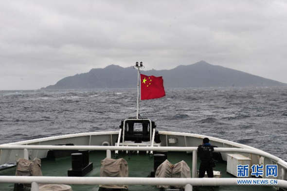 Chinese marine surveillance ships have continued their regular patrols in the territorial waters surrounding the Diaoyu Islands on Feb. 15, 2013. The destination is the waters 3-nautical miles from the Diaoyu Islands. The 4-hour patrol was completed after the fleet sailed around Diaoyu Island and its affiliated islets.(Xinhua/Zhang Jiansong) 