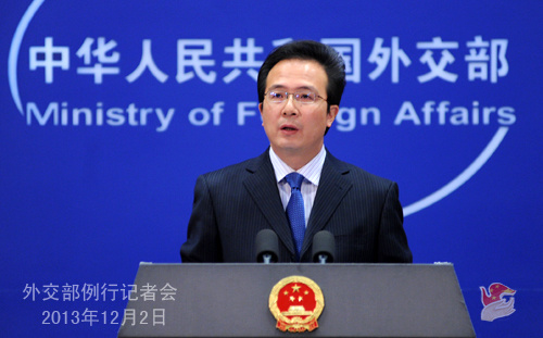 Foreign Ministry spokesman Hong Lei gives a regular news briefing on Dec 2, 2013.