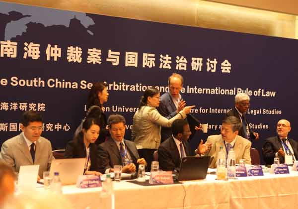 Leading international law experts said any verdict by the Arbitral Tribunal on the South China Sea will be of no legal validity, at a seminar on the South China Sea Arbitration and International Rule of Law in the Hague on Sunday. (Photo by Fu Jing/chinadaily.com.cn)
