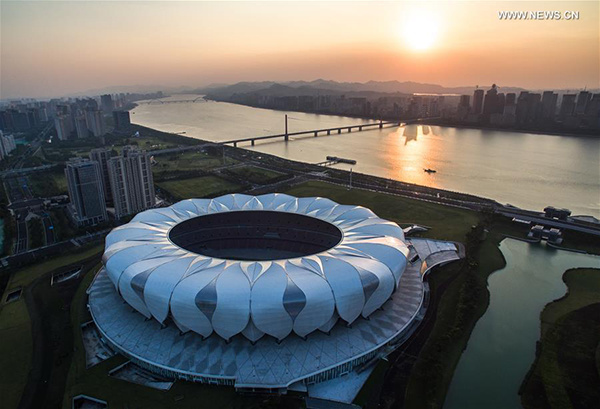 Photo taken on Aug 25, 2016 shows the Hangzhou Olympic Sports Center in the Binjiang district of Hangzhou, capital of East China's Zhejiang province. Hangzhou is the host city for the upcoming G20 Summit.(Photo/Xinhua)