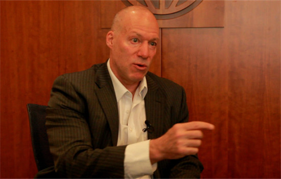 John Litwack, the World Banks lead economist for China, is interviewed by the China Daily website. (Photo by Cong Ruiting/chinadaily.com.cn)